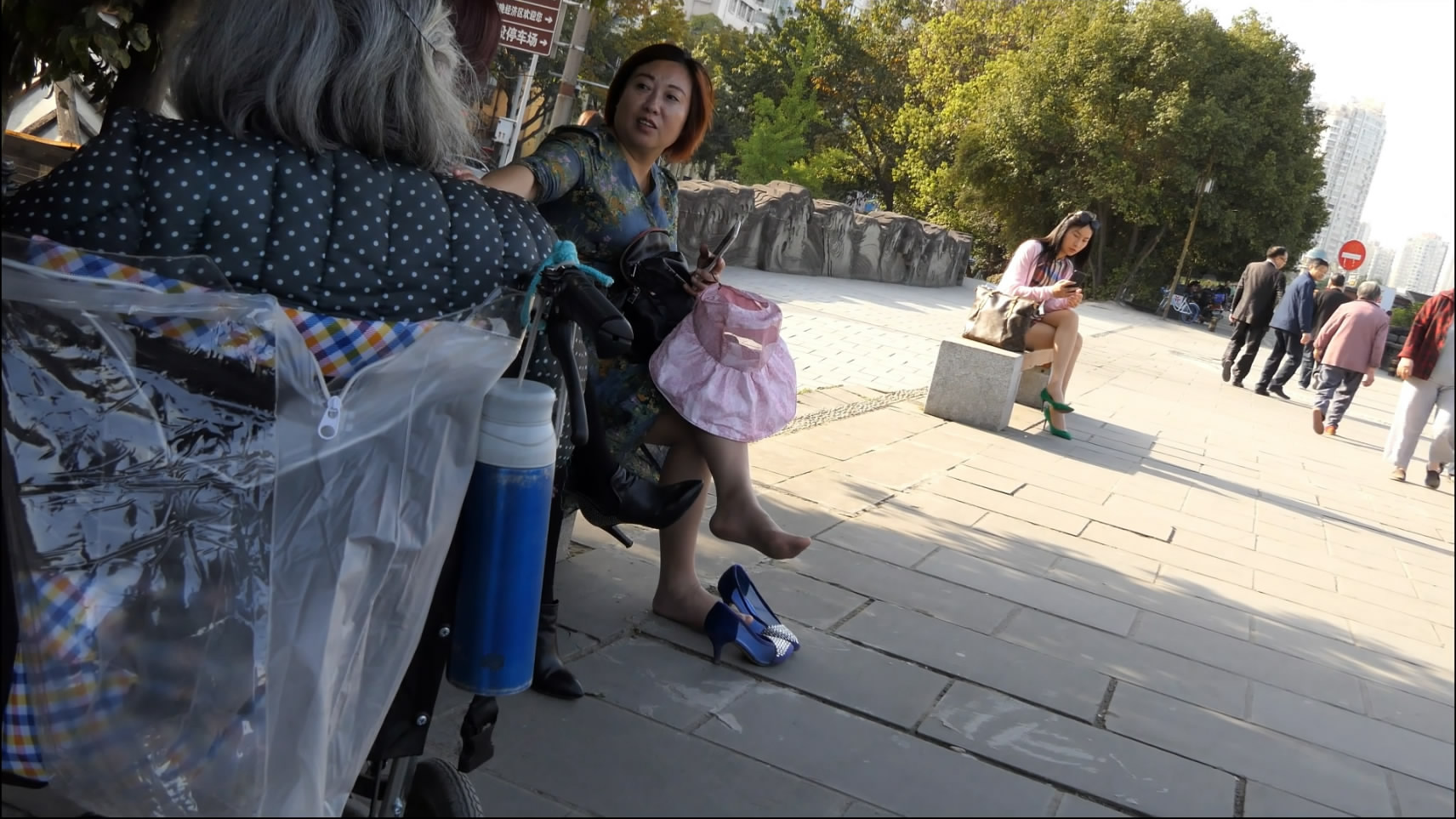 streetsnapnylon[00 00 37][20181208 233141 0]